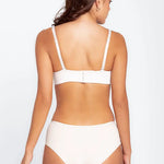 Panty hipster de algodón peinado con ajuste cómodo, color blanco de espalda