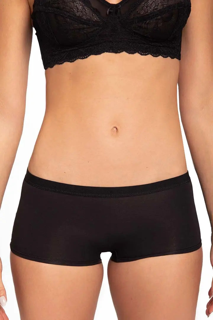 Panty bóxer Diane & Geordi Ref. 6590 con alto cubrimiento, color negro