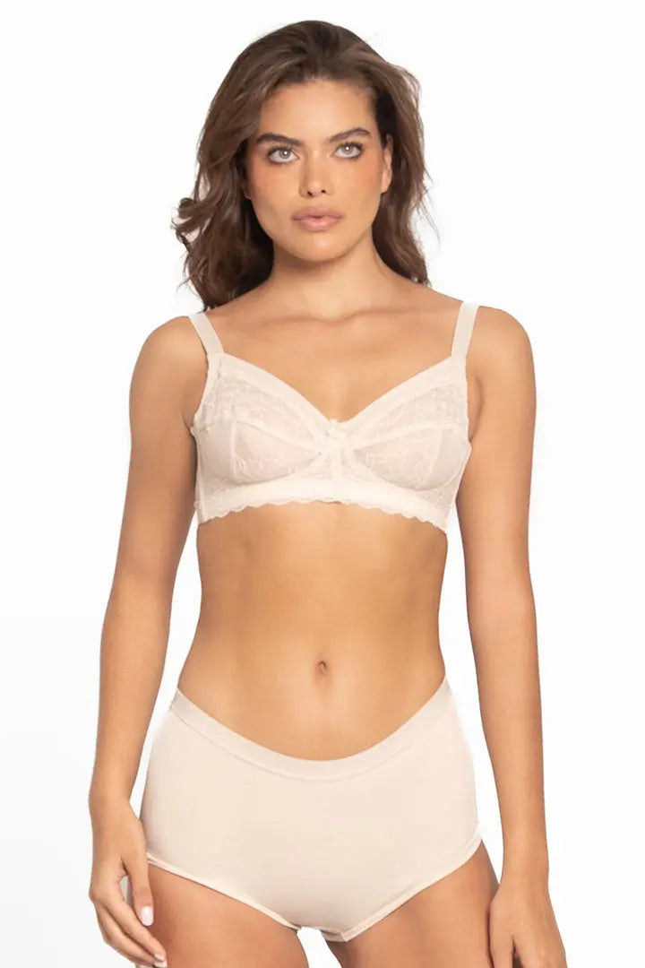 Panty bóxer Diane & Geordi Ref. 6590 con alto cubrimiento, color blanco de frente 