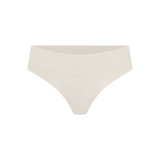 Panty con corte limpio y sin marcas visibles