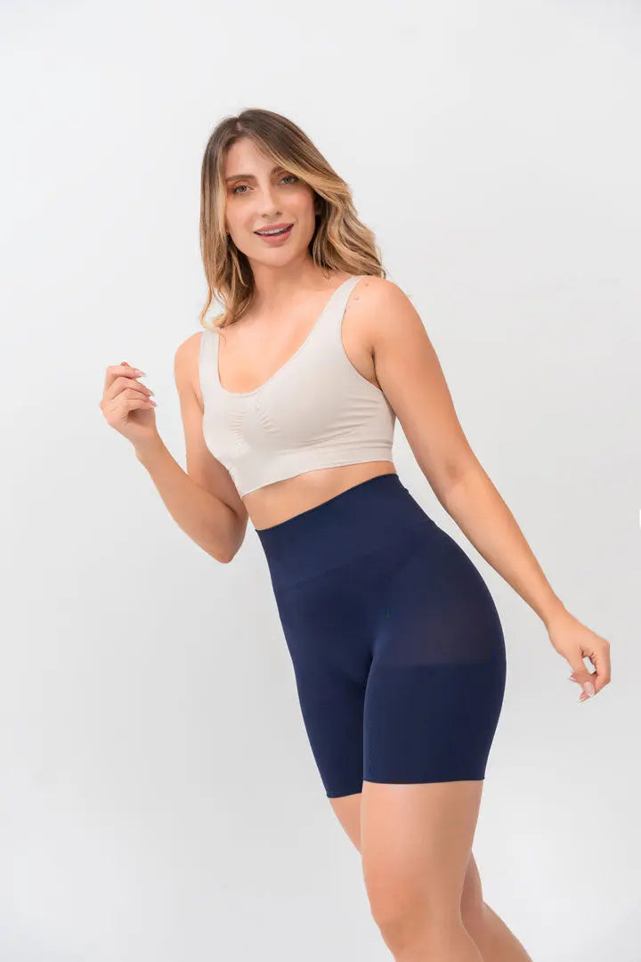 Panty seamless invisible tipo biker con tiro alto color azul oscuro