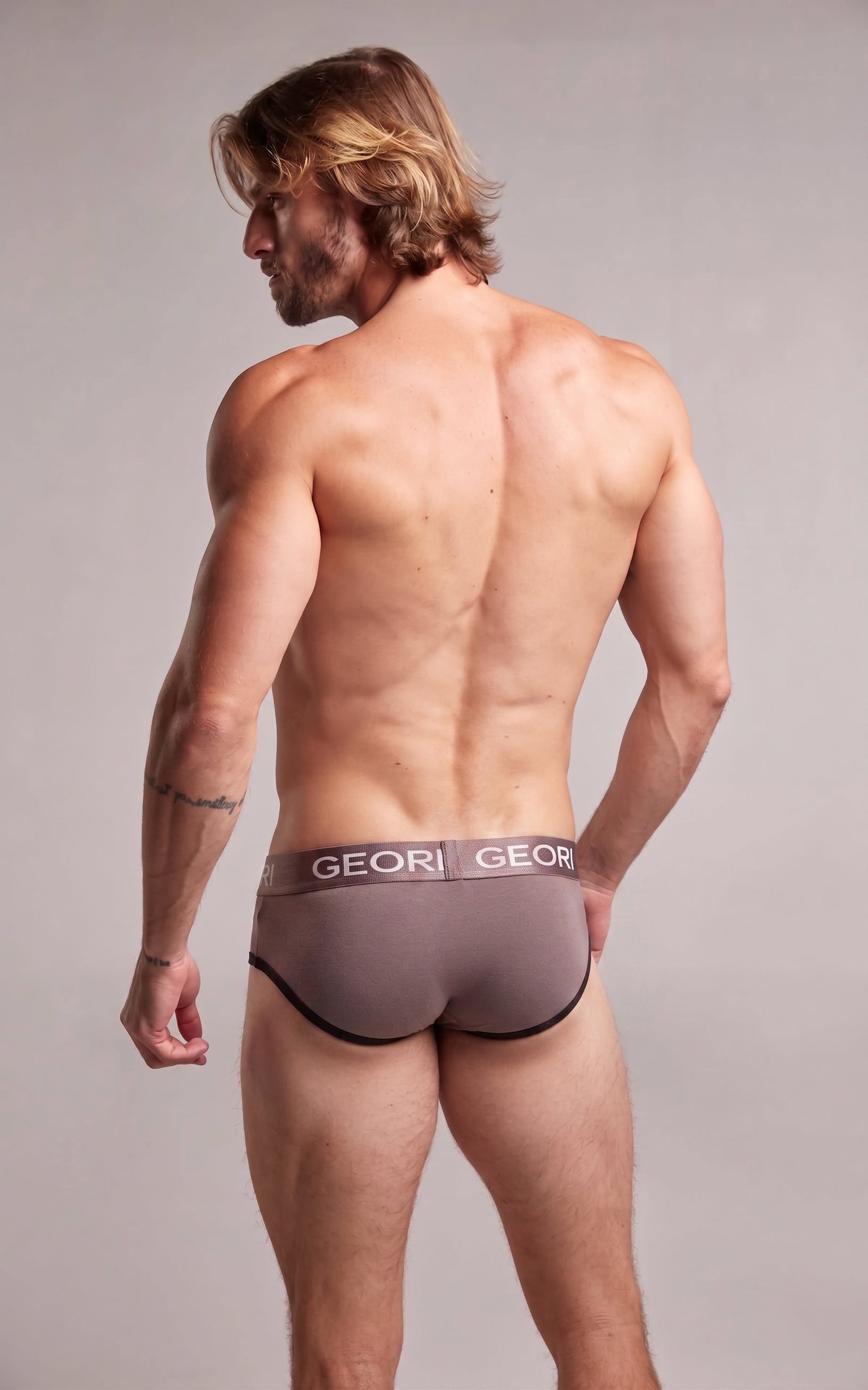 Brief (5178)