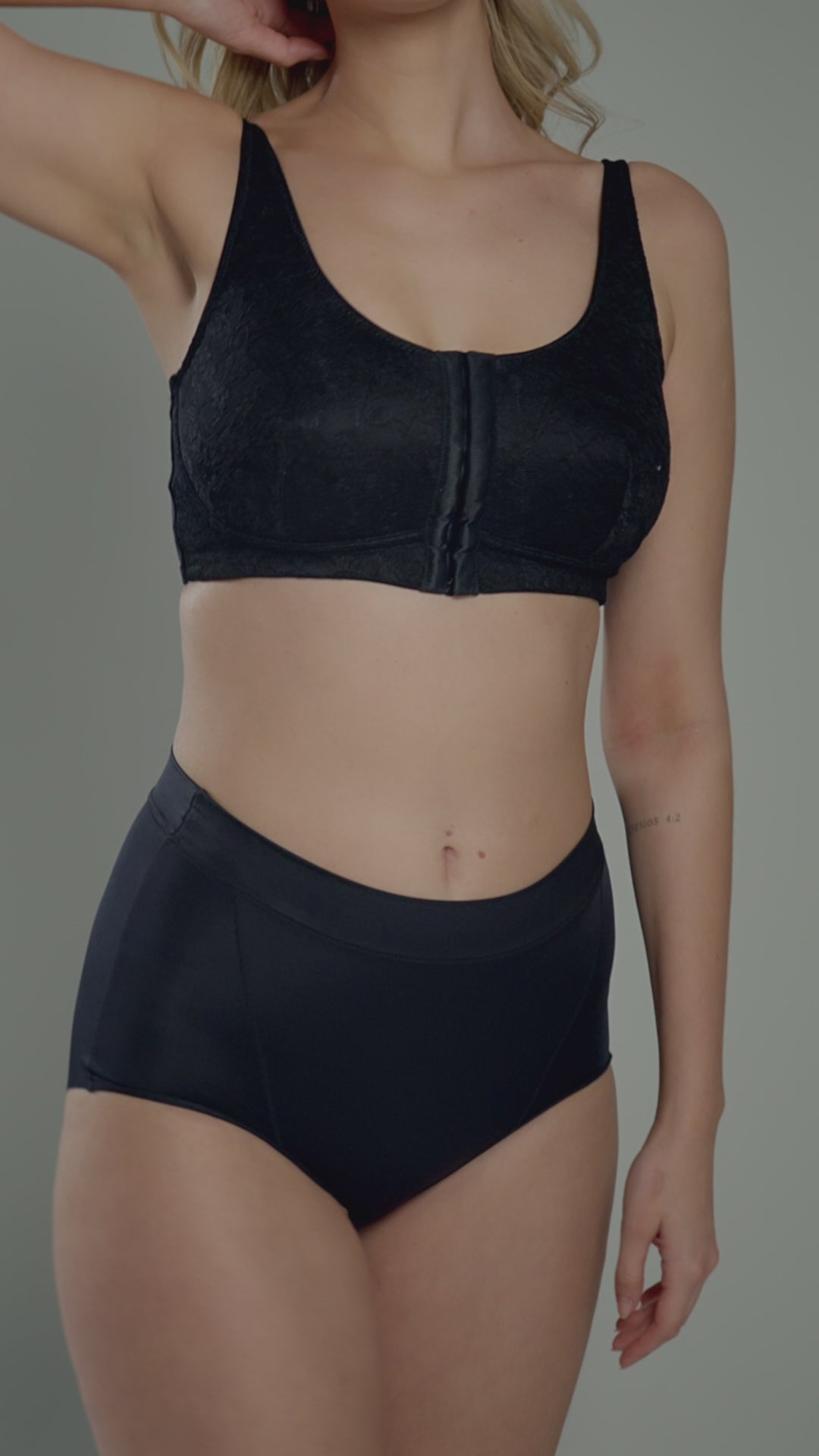 Bralette (011419)