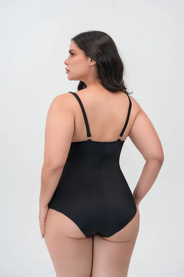 Vestido de baño enterizo con copa 3/4 y compresión en abdomen Diane & Geordi, color negro