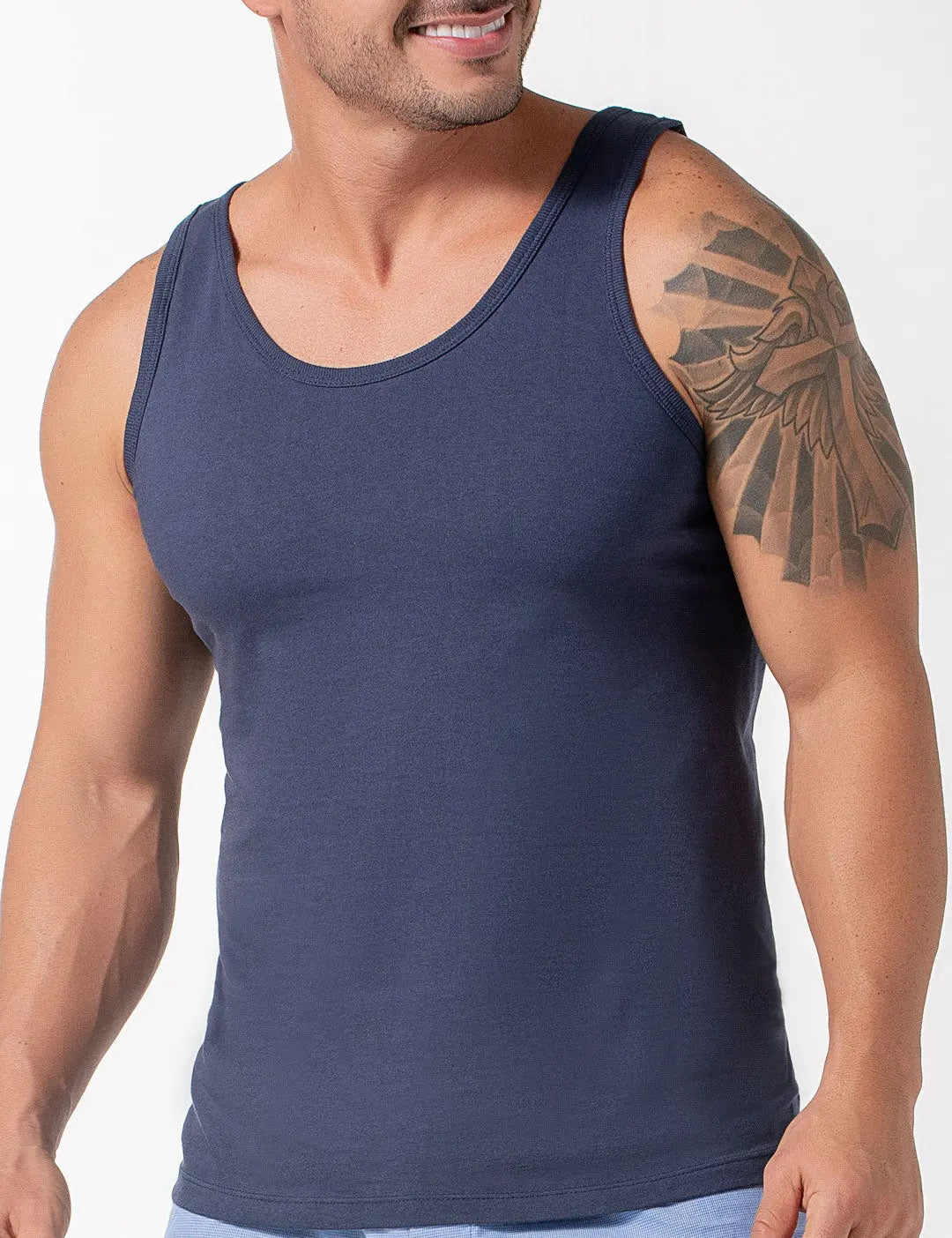 Esqueleto cuello redondo sin mangas para hombre. Color azul