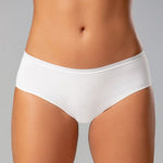 Panty tipo cachetero en algodón premium – Diane & Geordi color blanco plano cerrado