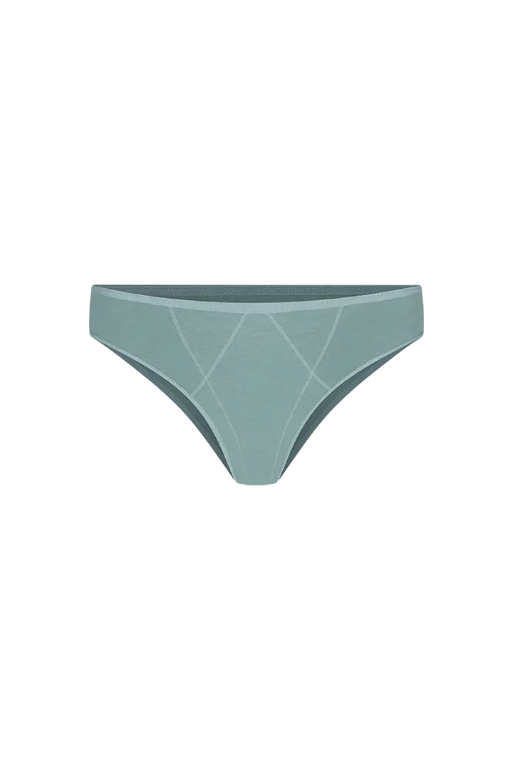 Panty tanga unicolor de algodón peinado premium (6009)